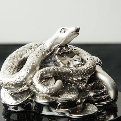 stylish statue photo