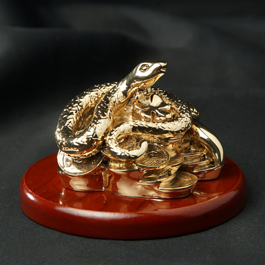 silver plated statuette photo