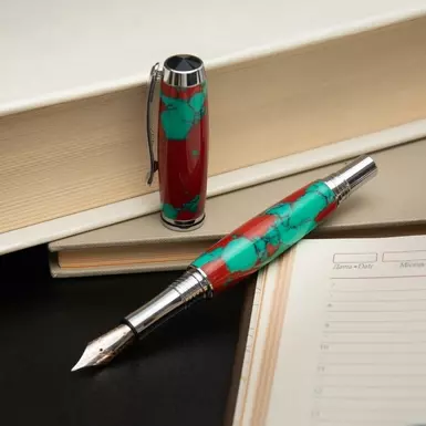 Перьевая ручка из бирюзы фото