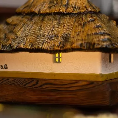 купити нічник будиночок у магазині подарунків фото