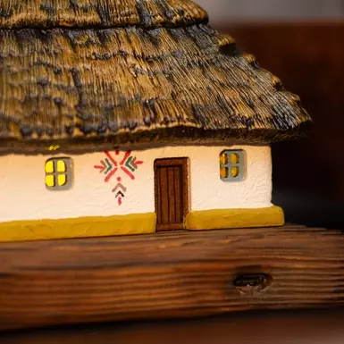 світильник у вигляді будиночка фото