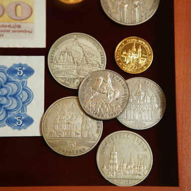 сувенірні монети фото 1