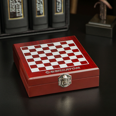 "Шахматы и все для вина" фото