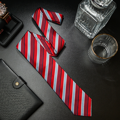 Чоловіча шовкова краватка ручної роботи "Man's World" від Brioni фото