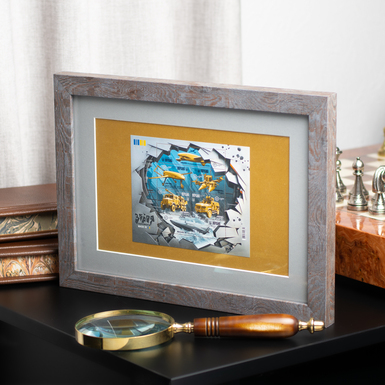 набір марок в рамці фото