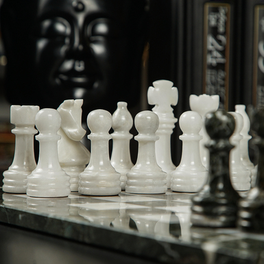 шахматные фигуры фото 1