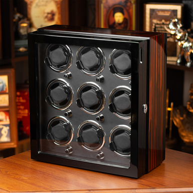 Ексклюзивний футляр для підзаводу та зберігання годинників