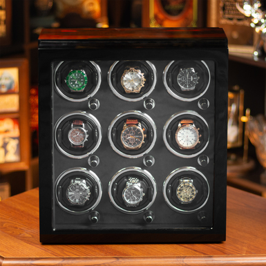 Скринька для підзаводу годинників з подвійним обертанням