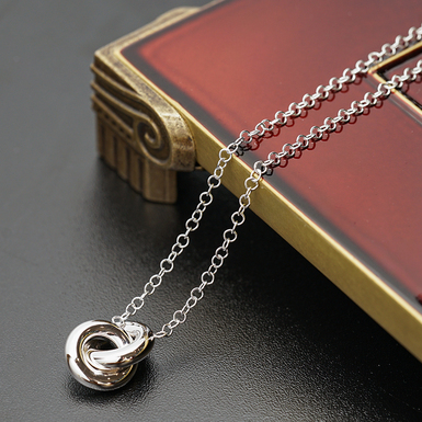 женский стильный кулон на цепочке фото 1