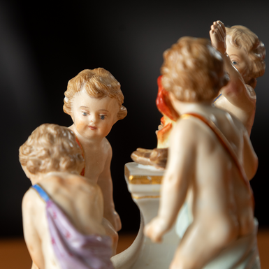 Detailed statuette photo