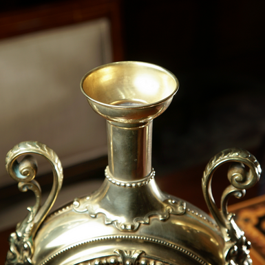 ваза у магазині подарунків фото