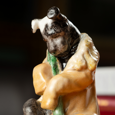 Detailed statuette photo