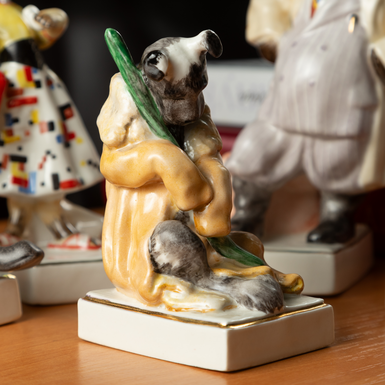 Porcelain figurine of the Kyiv factory photo