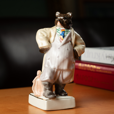 Porcelain figurine photo