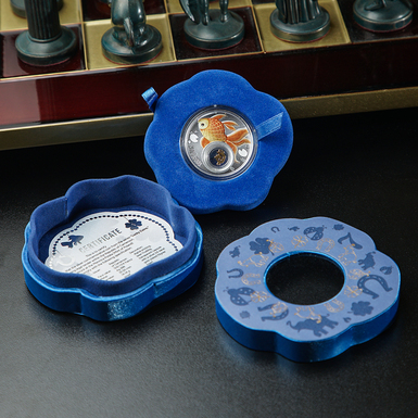 сувенірна монета у оксамитовій коробці фото 1