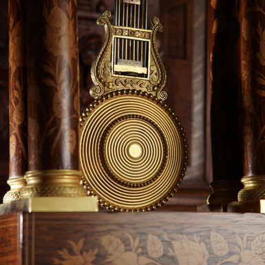 дерев'яний годинник фото