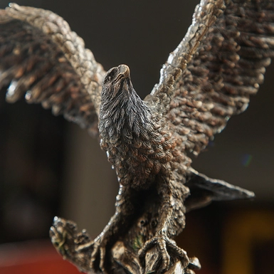 wow видео Бронзовая скульптура "Nocturnal eagle" от ITALFAMA