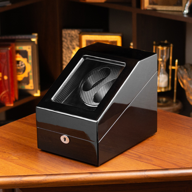 Закрита глянцева скринька фото