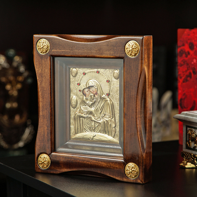 exclusive icon photo