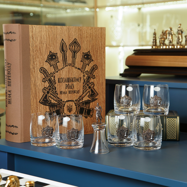 Набір книга зі склянками фото