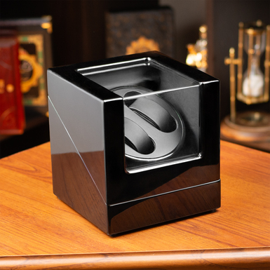 лакированная шкатулка для часов фото