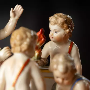 wow video Interior porcelain figurine of the late 19th century "Children by the fire"