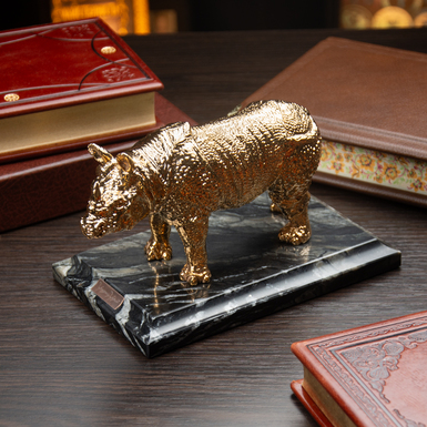 Statuette in the interior photo