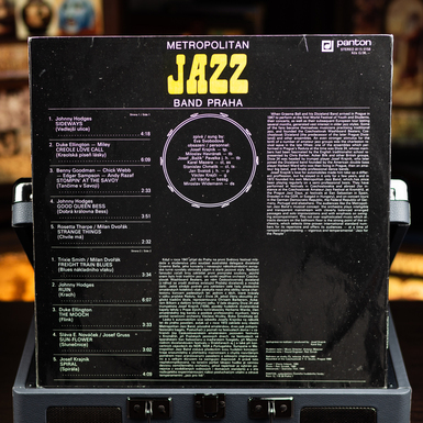 List of songs on the cover of the record photo