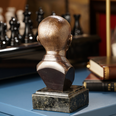 бюст із бронзи фото 1