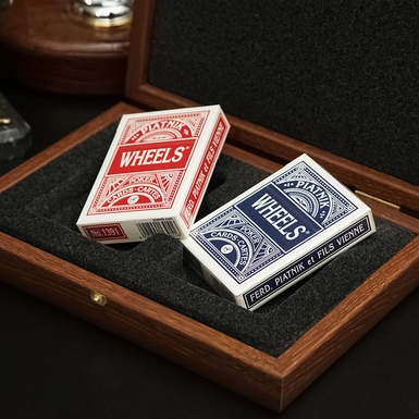 c1_wow video Карти "Азарт" в дерев'яному футлярі від Manopoulos