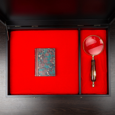 старовинна книга фото