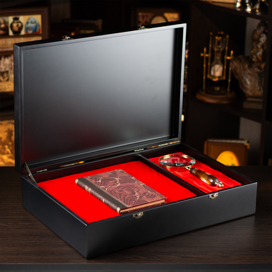 книга на подкладке фото