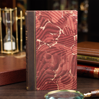 книга в кейсе фото