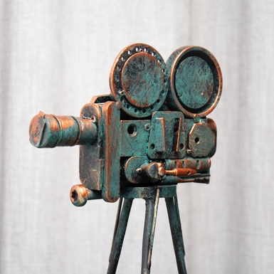 6b_wow video Металева статуетка "Camcorder" (28 см) від Hisoshi art Studio