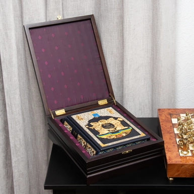 wow video Подарункове видання Грушевський М.С. "Ілюстрована історія України"