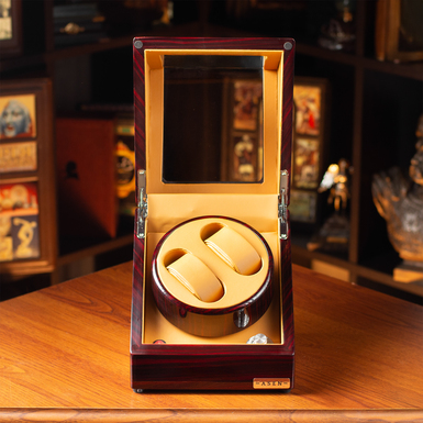 Дерев’яна коробка для підзаводу годинника