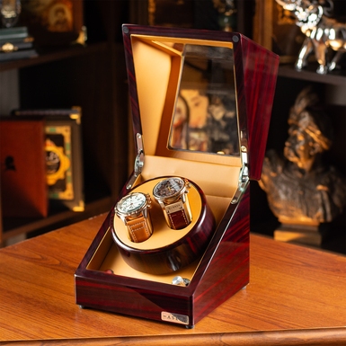 Елітна дерев’яна коробка для підзаводу годинника фото