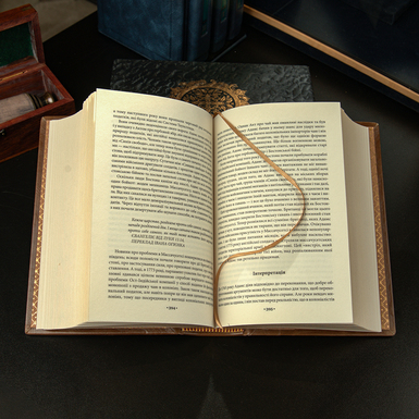 Разворот книги фото