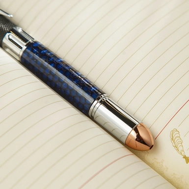 wow video Кулькова ручка "Sniper" ручної роботи з ювелірної смоли від Kaminskiy Studio