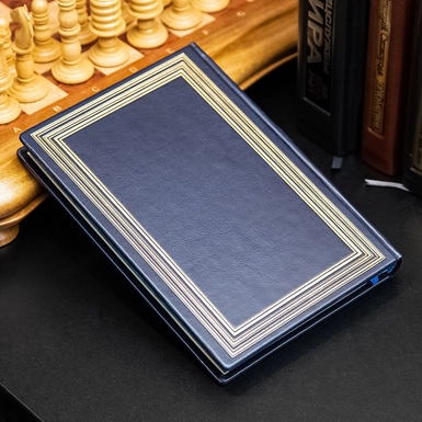 wow video Книга в кожаном переплете Илон Маск "Tesla, Spacex и дорога в будущее"