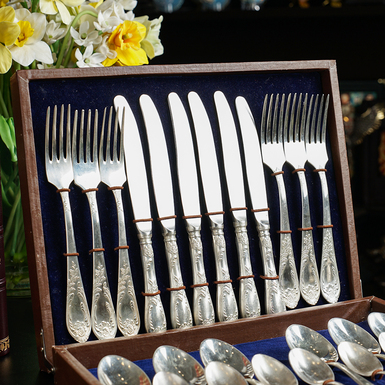 Посеребренный столовый набор фото 1