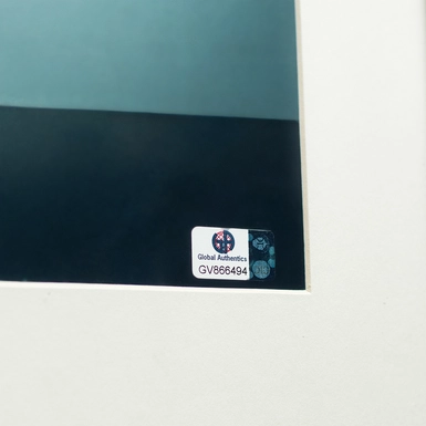 wow video Автограф акторки Анджеліни Джолі на автентичній фотографії