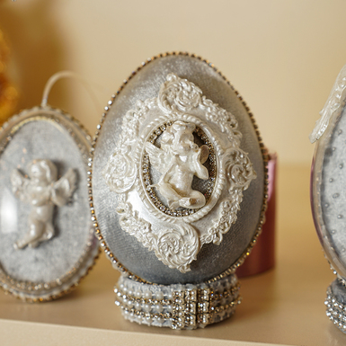 Великоднє яйце на підставці фото