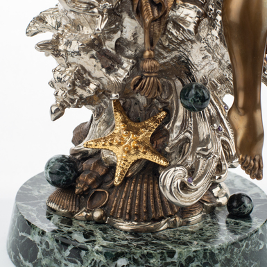 статуетка на мармуровій підставці фото 1