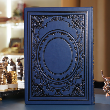 книга в коже фото 1