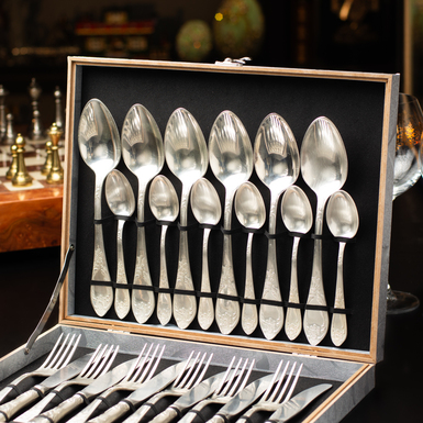 набір ложок фото