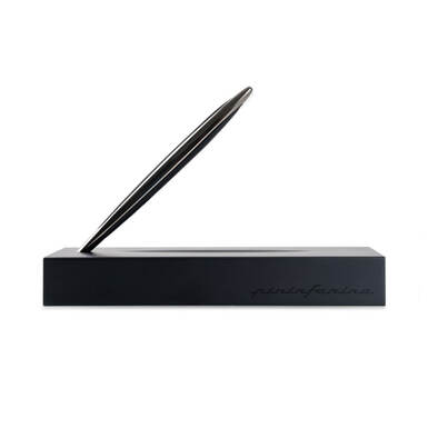 Элегантный карандаш фото