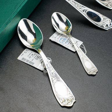 Cutlery set photo