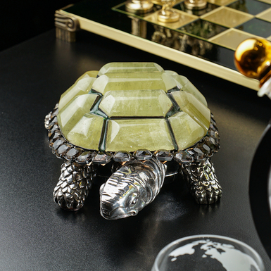 Statuette with topaz photo