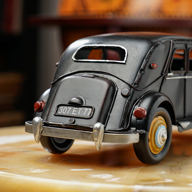 large scale copy of the original photo